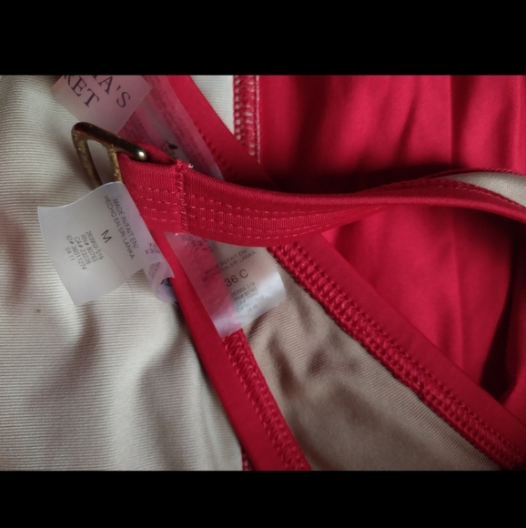 Victoria's Secret Bombshell Bikini~36C Top/Medium Bottom~S19 Ruby Red♥️True Red! - Picture 5 of 6